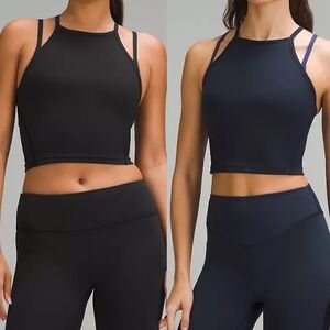 Wunder Train High-Neck
Cross-Back Tank Top